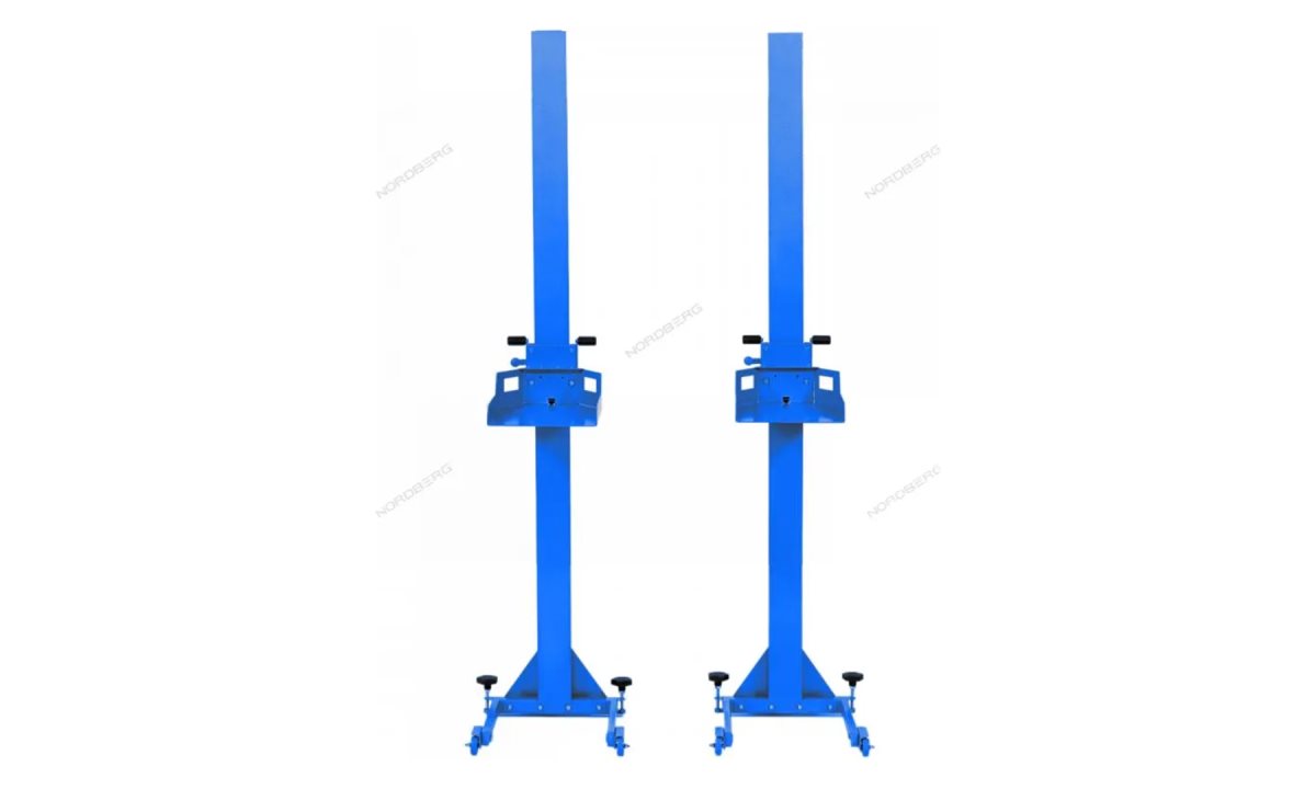  Комплект стоек для стенда C803 (2шт) (RAL 5005) 150 40 000 (0)