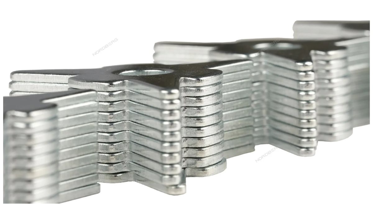  РАСХОДНЫЙ МАТЕРИАЛ ШАЙБЫ треугольные (комплект 50шт) NORDBERG F015(50) (1)