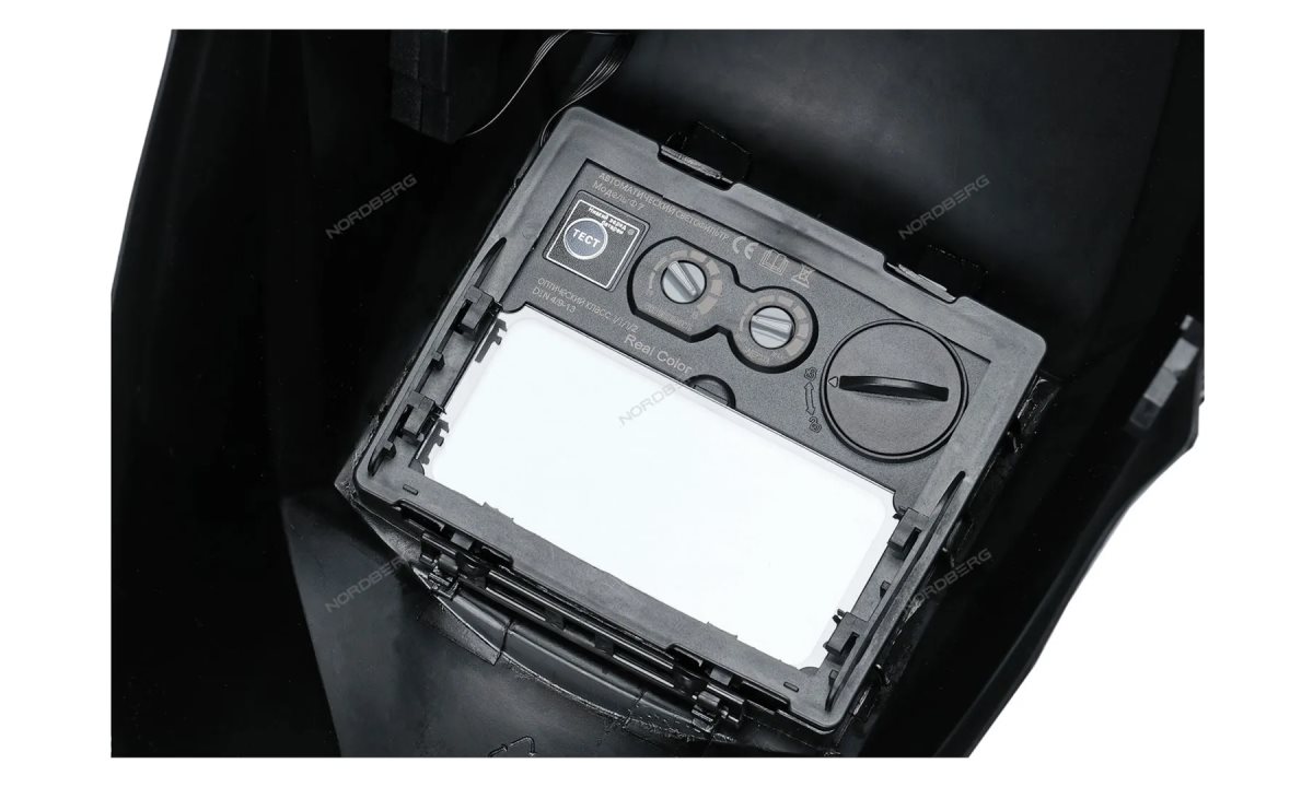  Маска сварочная Хамелеон ULTRA с регул. фильтром (MMA+MIG/MAG+TIG) NORDBERG NH3 (1)