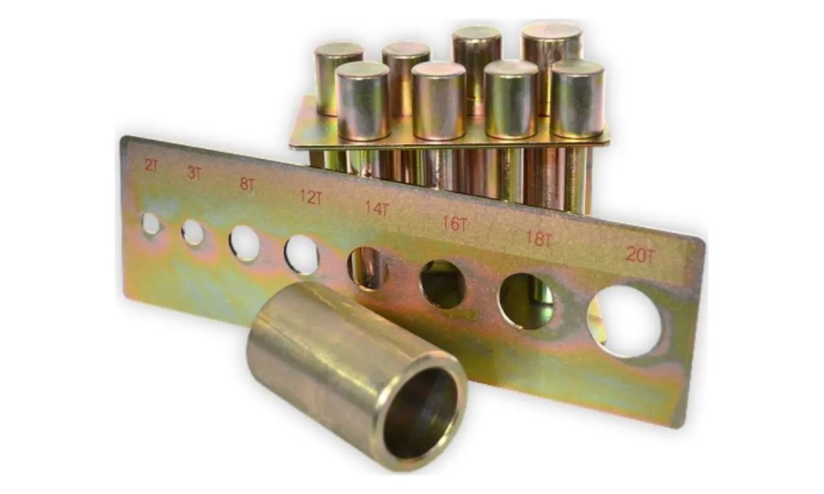  Комплект пуансонов с матрицей для пресса SD20500F-3, SD200830, SD200850 (0)