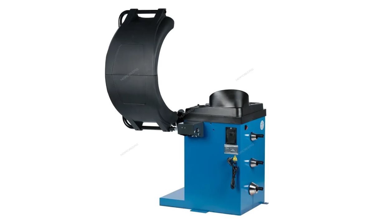  Станок балансировочный с автоматическим вводом 2х параметров, лазером и автостопом NORDBERG 4523N1 (1)