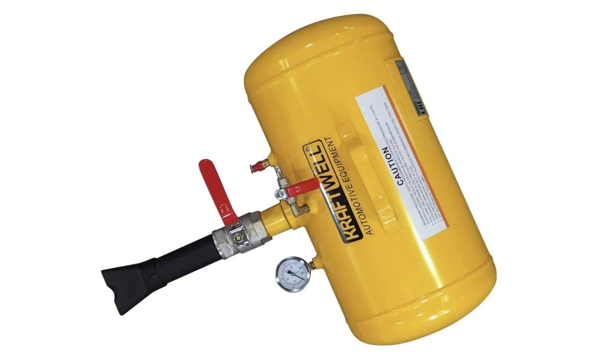  KraftWell KRWB-38 Бустер 38 л. для взрывной накачки колес (1)