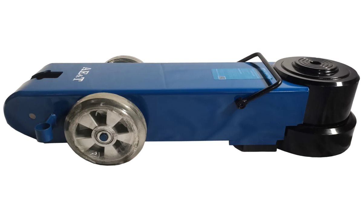  Домкрат пневмогидравлический подкатной проф 120/60т HJ-120/60 AE&T (1)