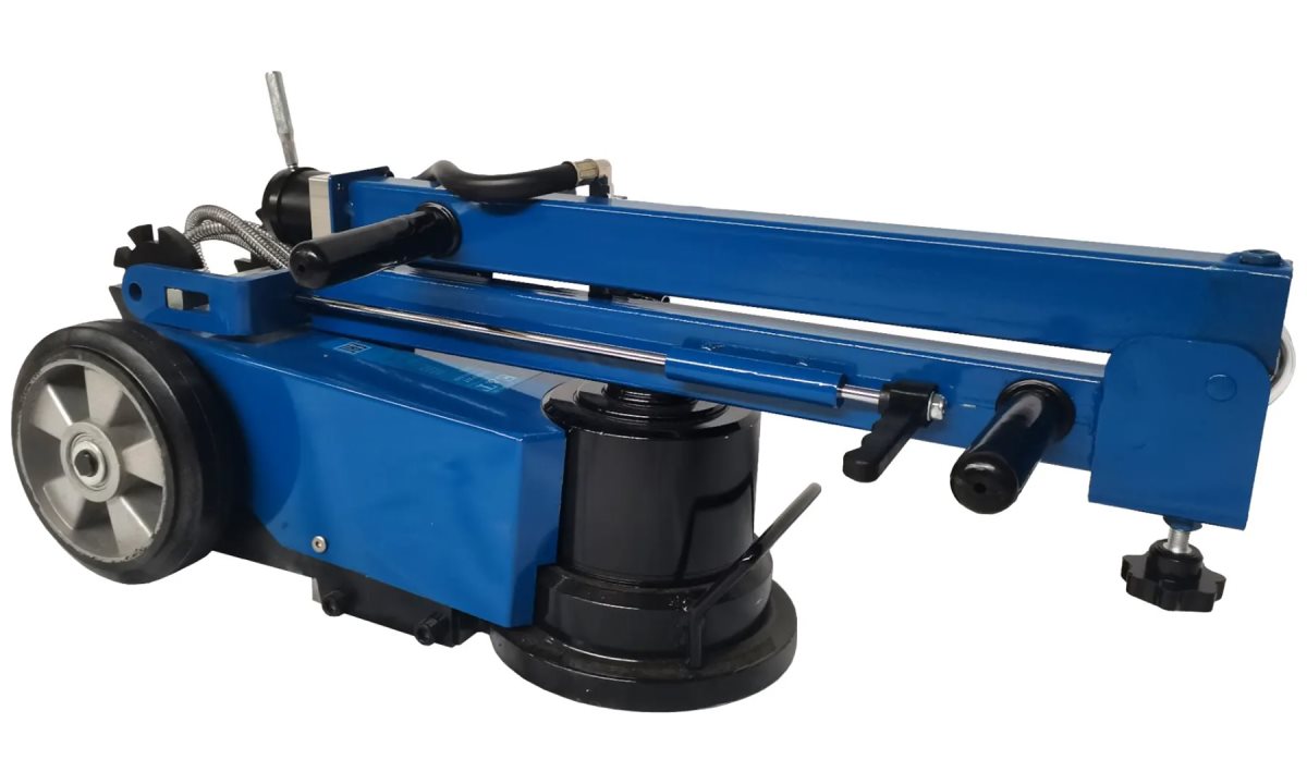  Домкрат пневмогидравлический подкатной проф 40/20т складной HJ-40/20F AE&T (1)