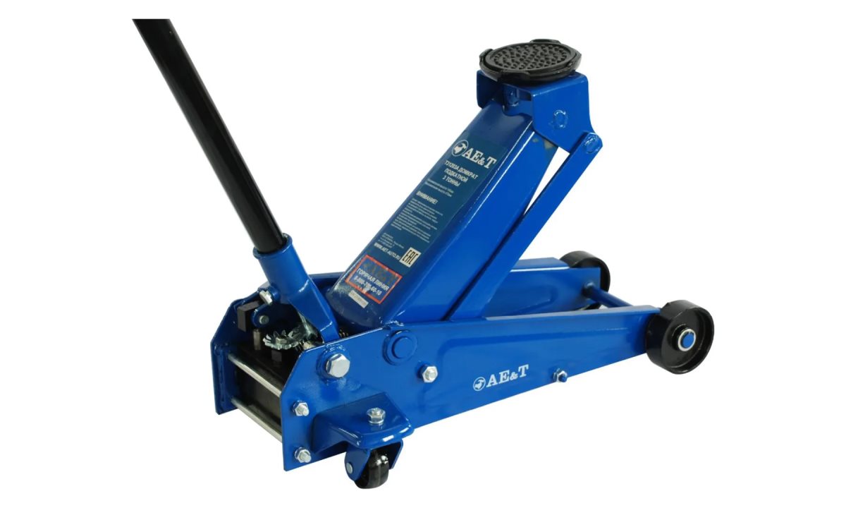  Домкрат подкатной T31203A AE&T 3т профессиональный (1)