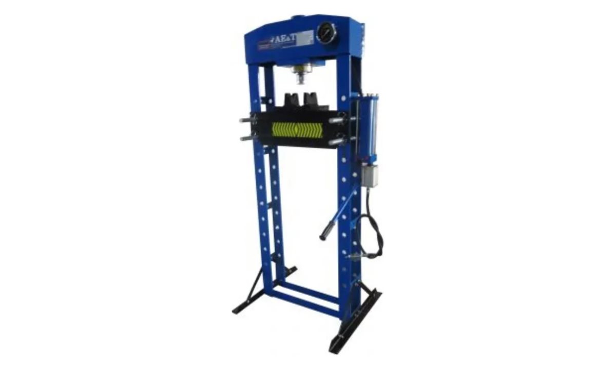  Пресс T61230A AE&T 30т с пневмоприводом (0)