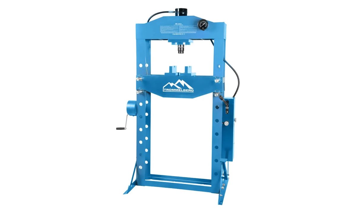  Пресс 50т напольный, ножная педаль, 2-х скоростной насос, лебедка, манометр (0)