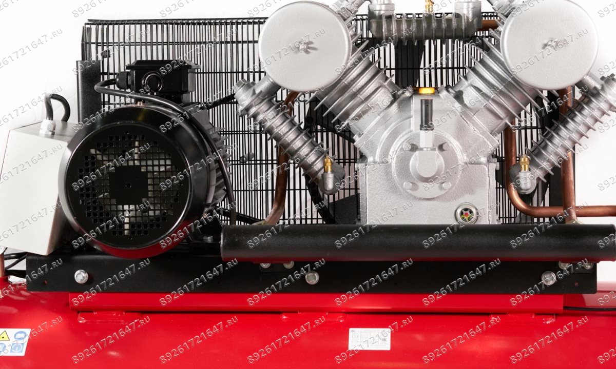  Компрессор ROSSVIK СБ4/Ф-500.LТ100-11, 1700 л/мин, 10 бар, ресивер 500 л, 380 В/11 кВт, красный (1)