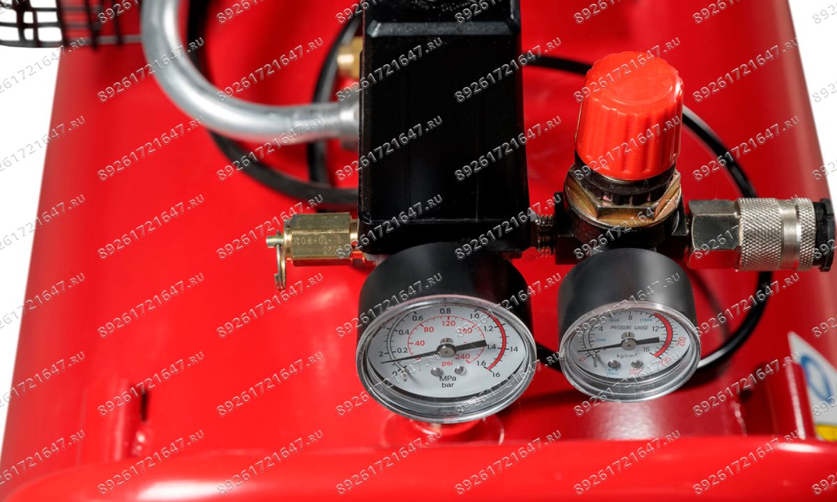  Компрессор ROSSVIK СБ4/С-100.LB30А, 420 л/мин, 10 бар, ресивер 100 л, 220 В/2,2 кВт, красный (1)