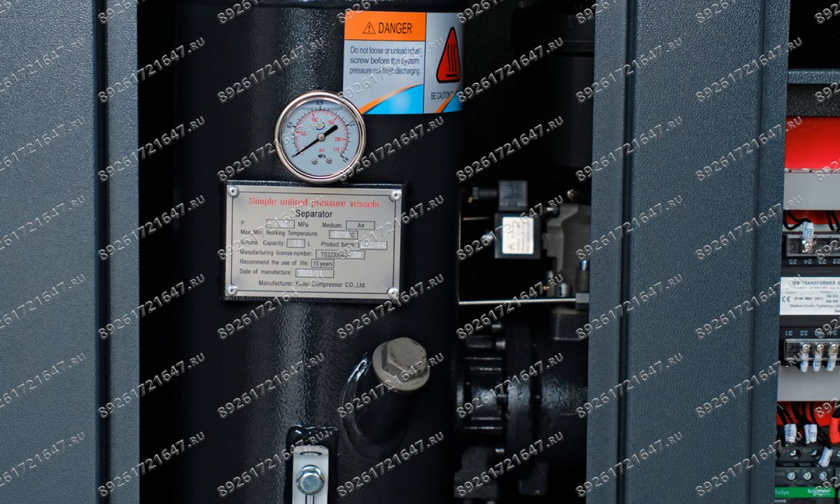  Компрессор винтовой ROSSVIK ВК20А-10-300, 2050л/мин, 10бар, ресивер 300л, 380В/15кВт (1)