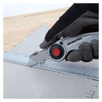  Нож универсальный складной со сменными лезвиями с подсветкой WP211009 WORKPRO мни (4)