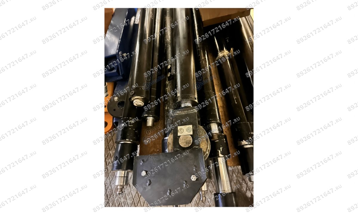  Цилиндр гидравлический б/у на подъёмник OMA 512 (0)