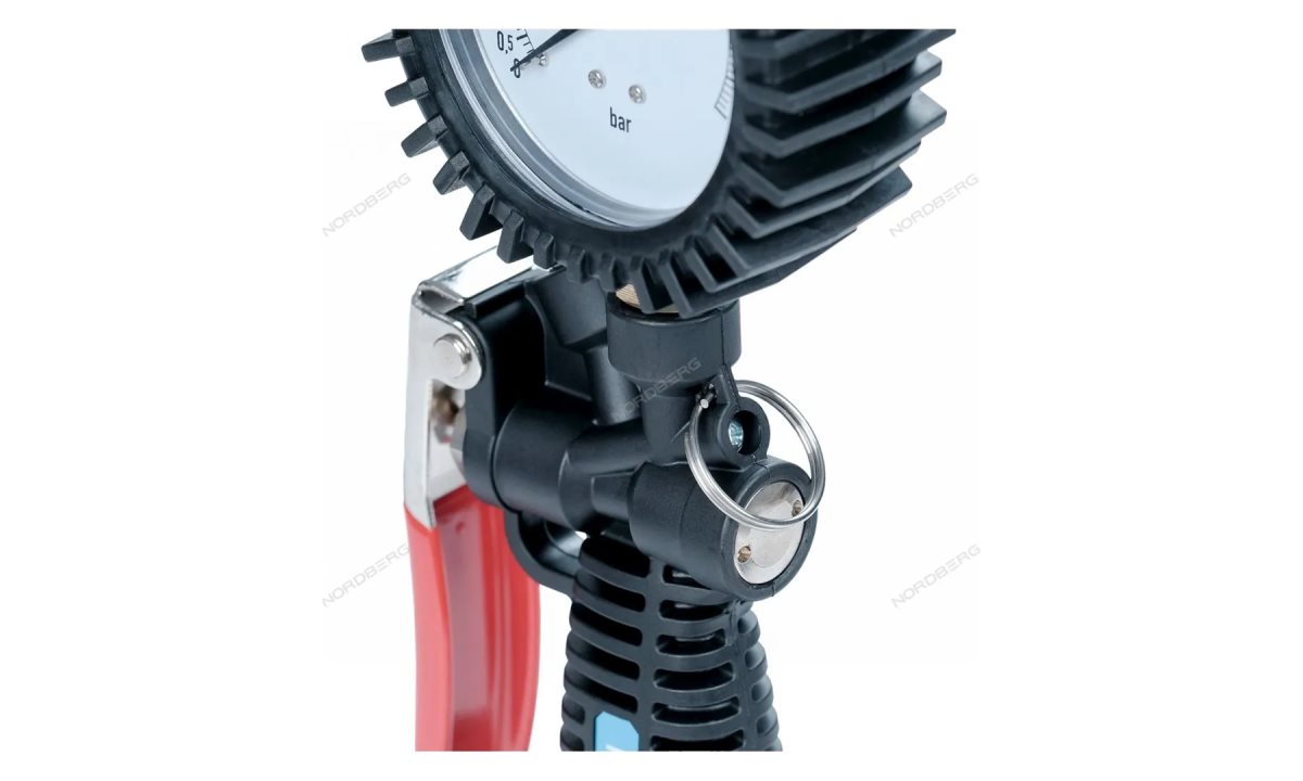  Пистолет для подкачки колес с манометром 80 мм NORDBERG Ti61 (1)