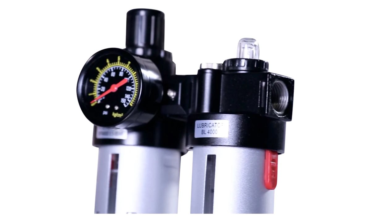  KraftWell KRW1771.2A14 Фильтр-редуктор-лубрикатор, 1/4 (0)