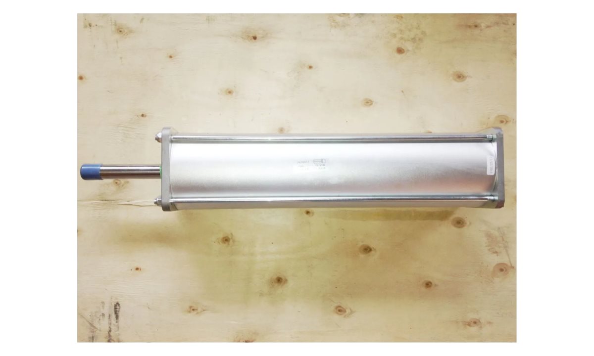  KraftWell H-10-1500000 Пневмоцилиндр монтажной стойки (1)