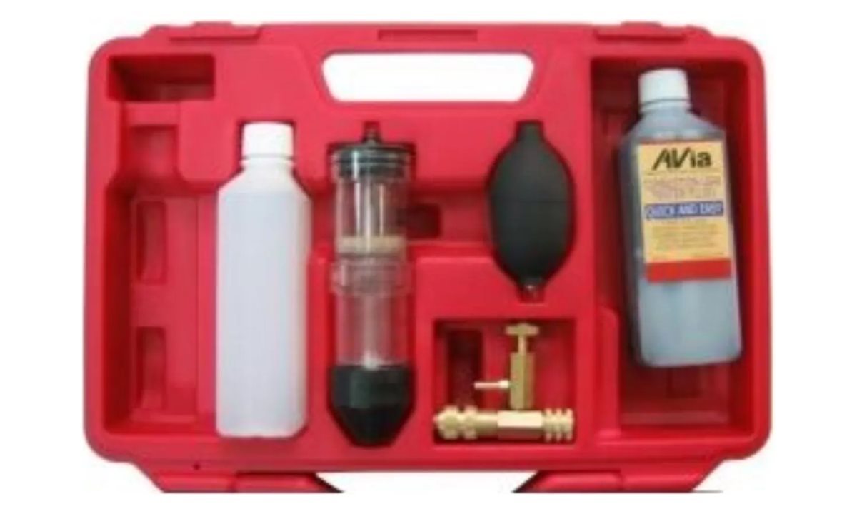  Тестер давления в радиаторе комплект KA-7230C KINGTOOL (0)