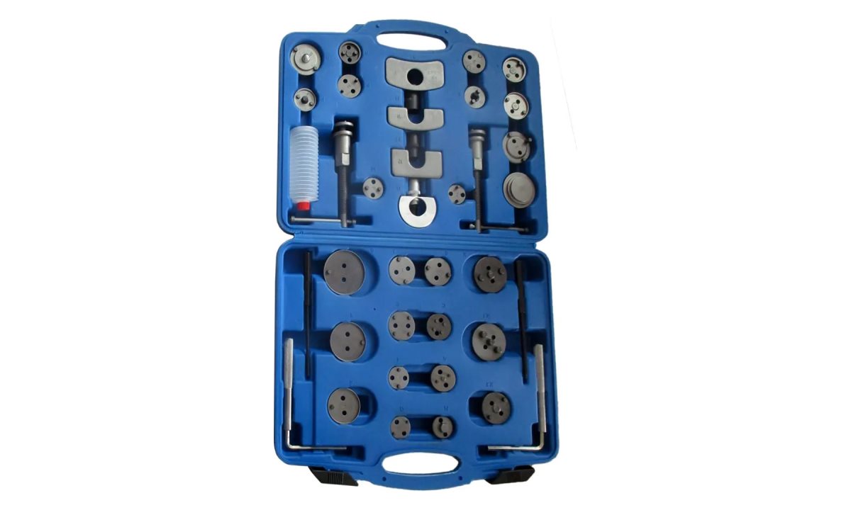  Инструмент сведения тормозных цилиндров (37 предметов) TA-B1040 AE&T (0)