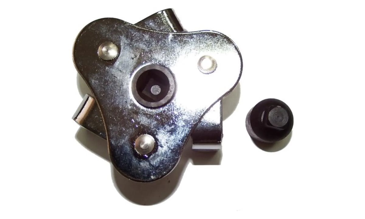  Съемник фильтра масляного трехлапый TJ-2 AE&T (0)