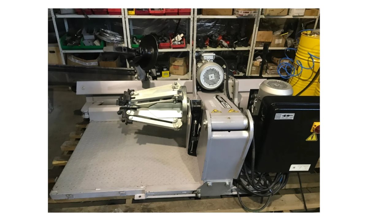  KraftWell KRW56T_demo Шиномонтажный станок до 56 для грузовых автомобилей (0)