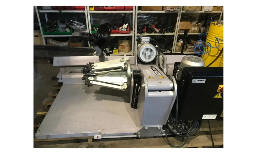 KraftWell KRW56T_demo Шиномонтажный станок до 56 для грузовых автомобилей фото