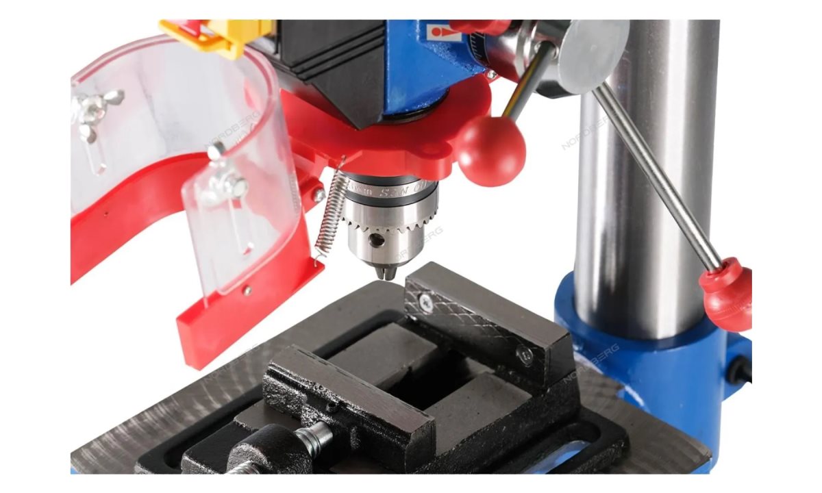  СТАНОК СВЕРЛИЛЬНЫЙ (450Вт, 13мм, макс расстояние до стола 255мм, 5 скоростей, тиски) NORDBERG ND1352 (1)