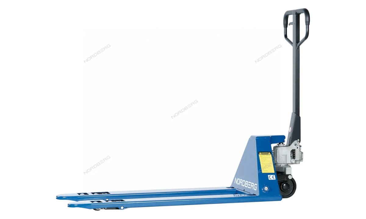  ТЕЛЕЖКА (Рохля) складская гидравлическая с низким подхватом 1,5 т, с полиуретановыми колесами, мин. высота 52 мм NORDBERG N3903-15 (1)