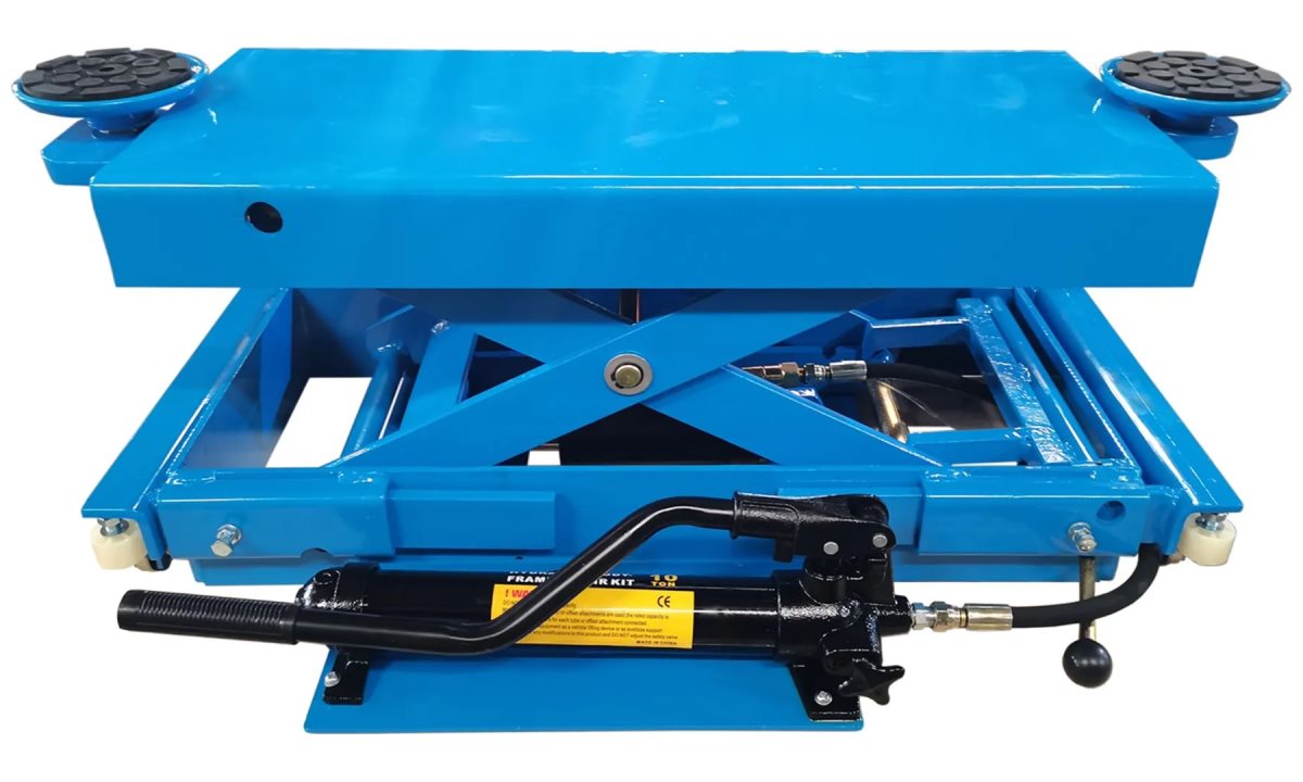  Траверса гидравлическая 2т с ручным насосом FM2 AE&T (1)