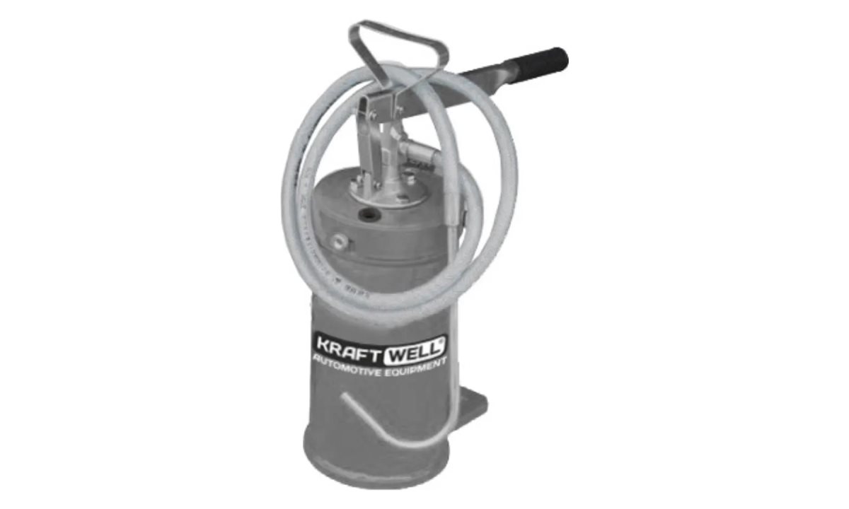  KraftWell KRW1795 Нагнетатель масла с ручным приводом 5 л (1)