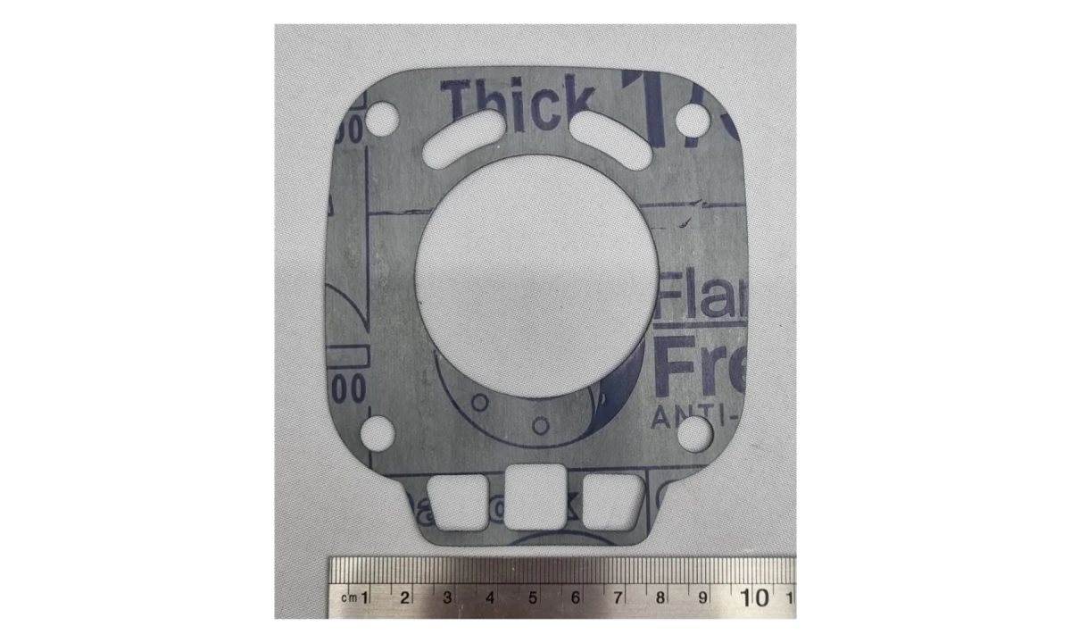  Прокладка корпуса задней крышки c рукояткой (0)