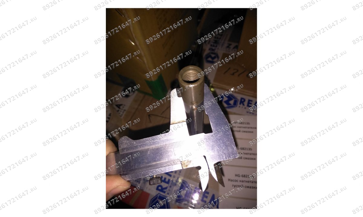  HG-68213S/27,31,32 Насос нагнетателя густой смазки (1)