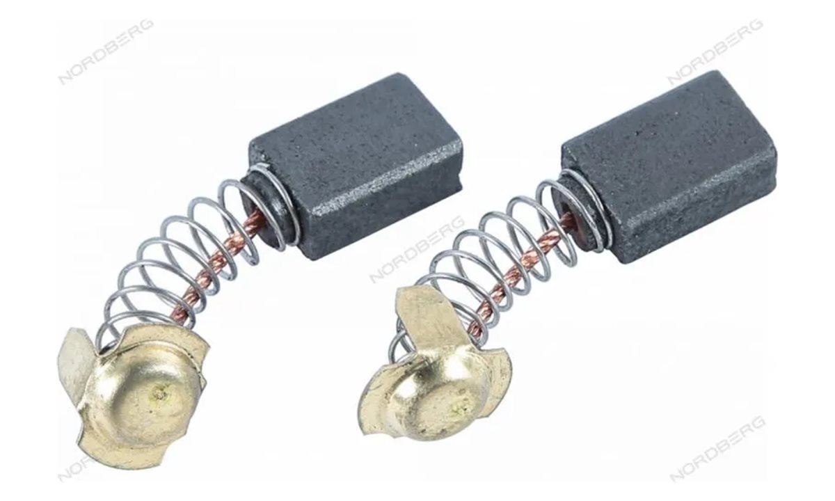  Щетка графитовая для NE413 (2шт/комплект) NE413#№32 (0)