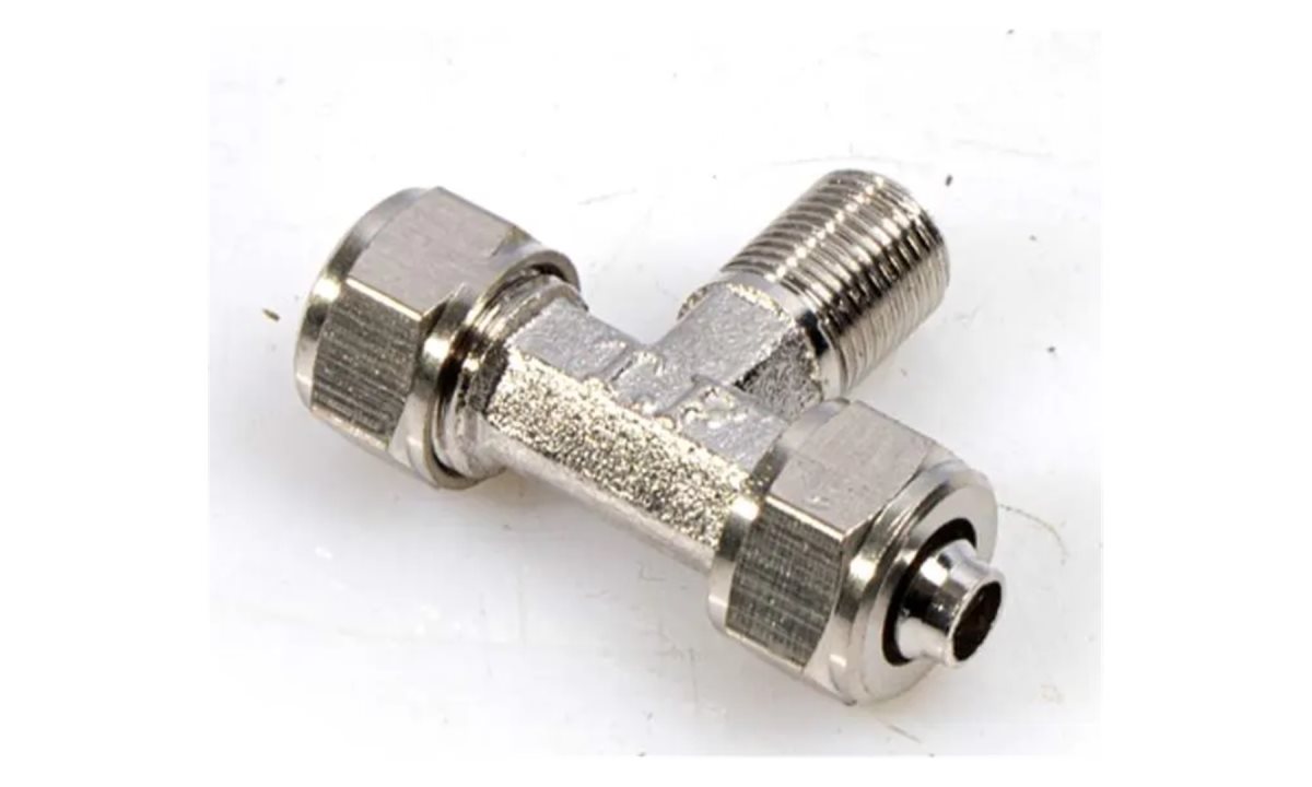  Фитинг (Тройник 1/8,ф8) (0)