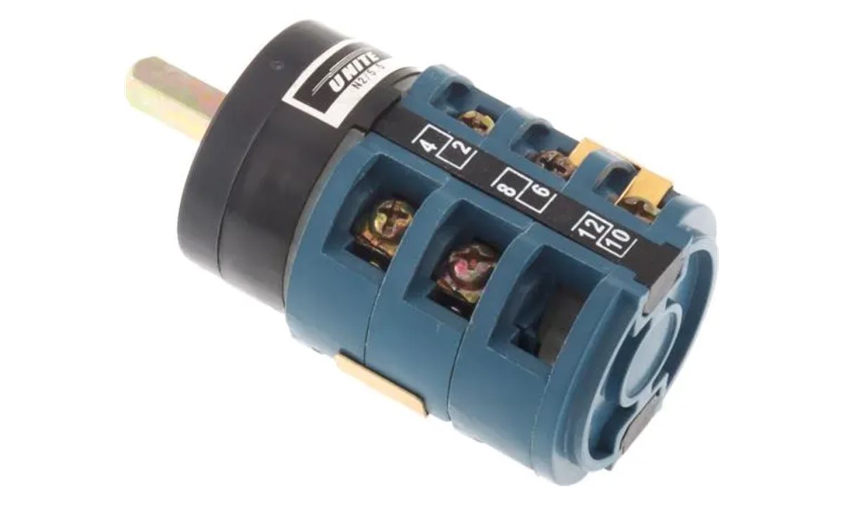  Переключатель реверсивный (0)