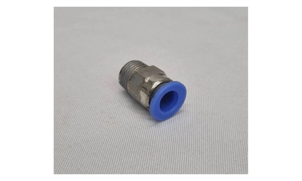  S-010-010408-0 штуцер 1/4-?8 (0)